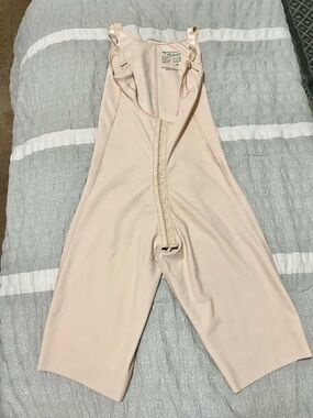 Marena Recovery Bodysuit Size M – Lightly Worn (1 Week) Post-Surgery Compression